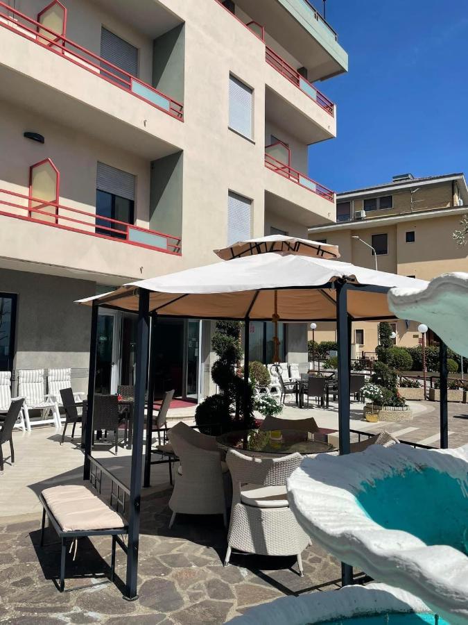 Hotel Cristina Chianciano Terme Exterior foto