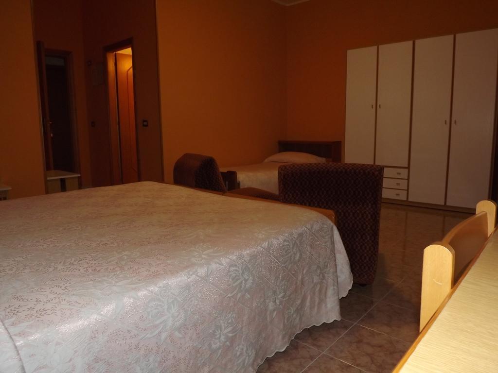 Hotel Cristina Chianciano Terme Habitación foto